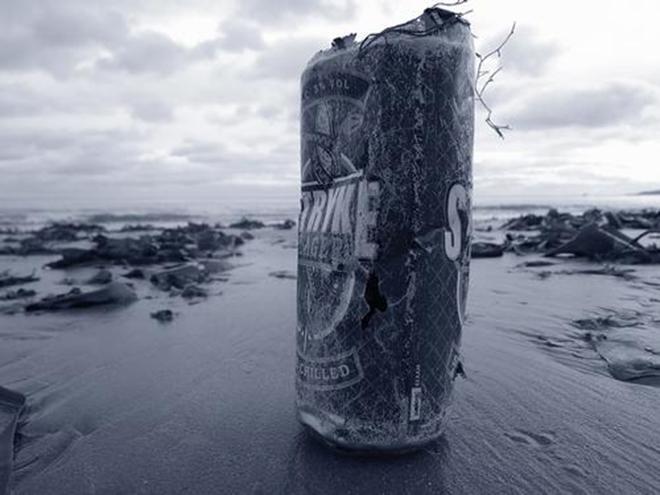 Plastic linings inside and out make a can last longer © Annika Fredriksson / Ocean Crusaders